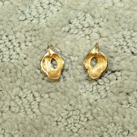 Vintage Christian Dior Smooth and Textured Gold Tone Pierced Earrings Signed COA - Picture 2 of 5